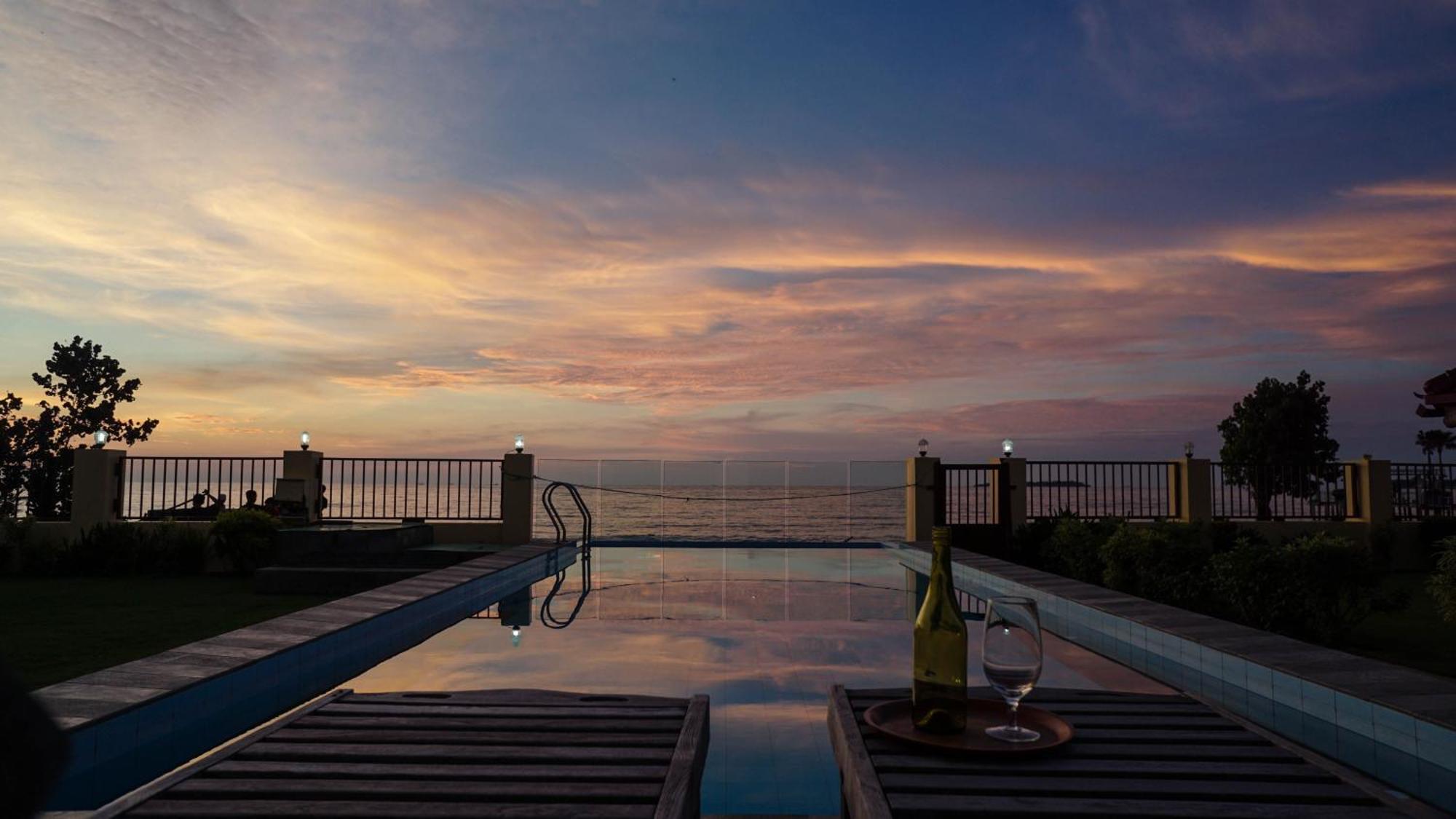 Seaview Beach Resort Jepara Esterno foto