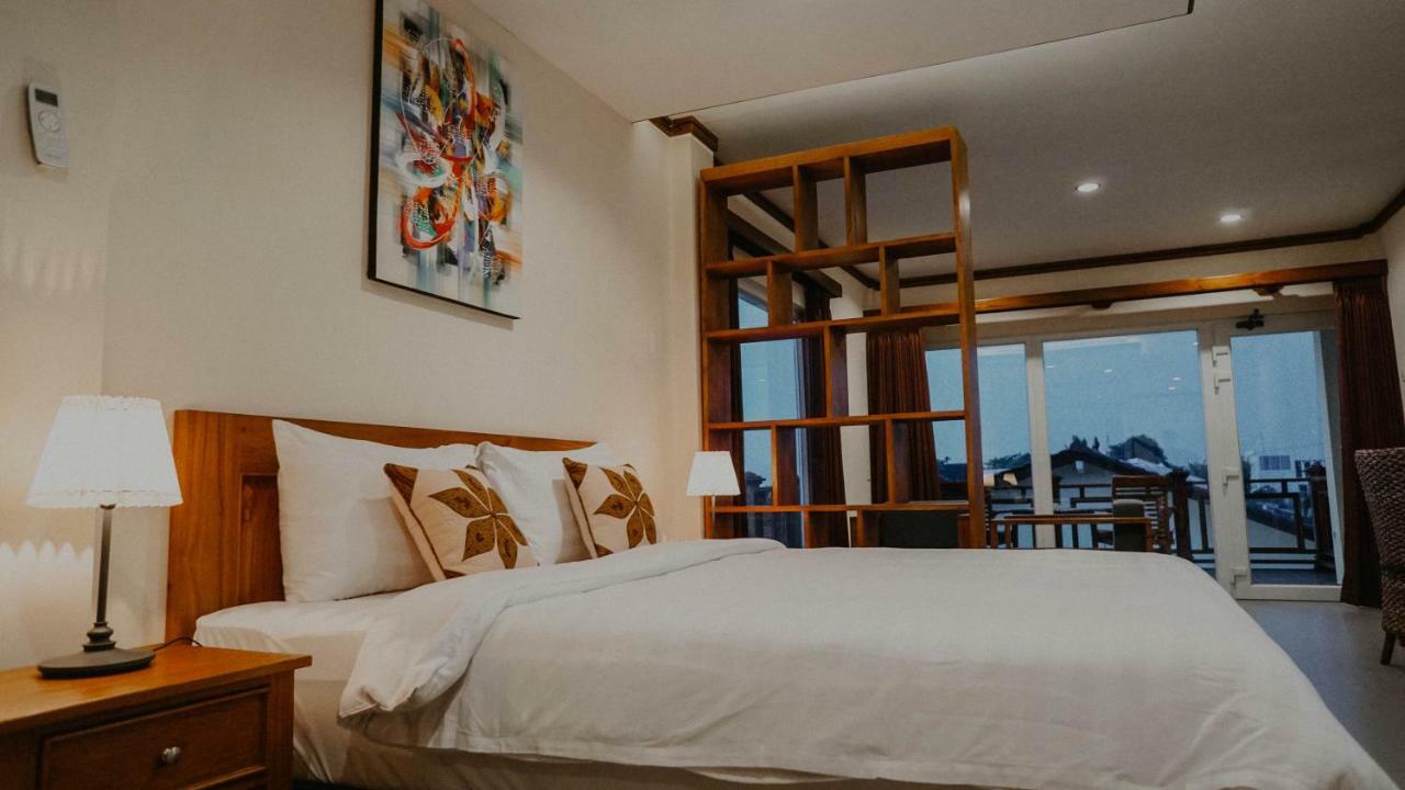 Seaview Beach Resort Jepara Esterno foto