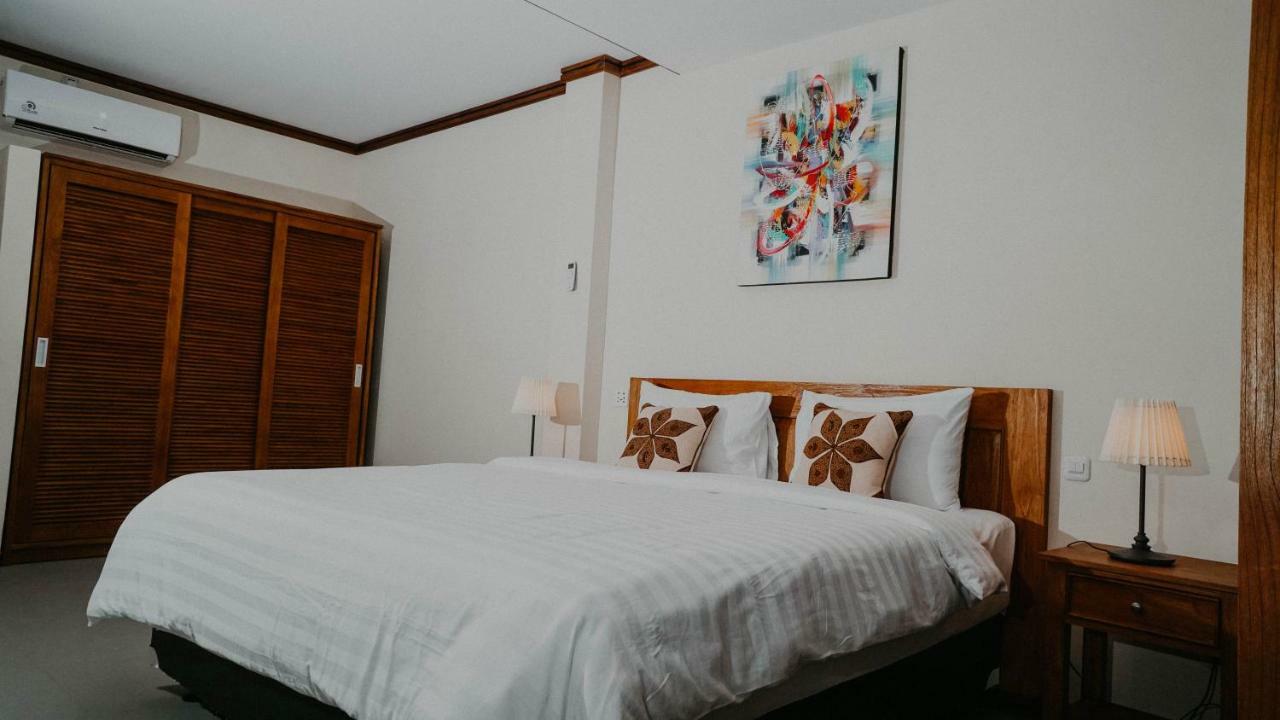 Seaview Beach Resort Jepara Esterno foto